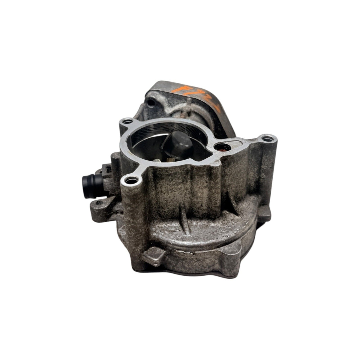 2015-2016 AUDI A3 S3 VACUUM PUMP 06L145100B