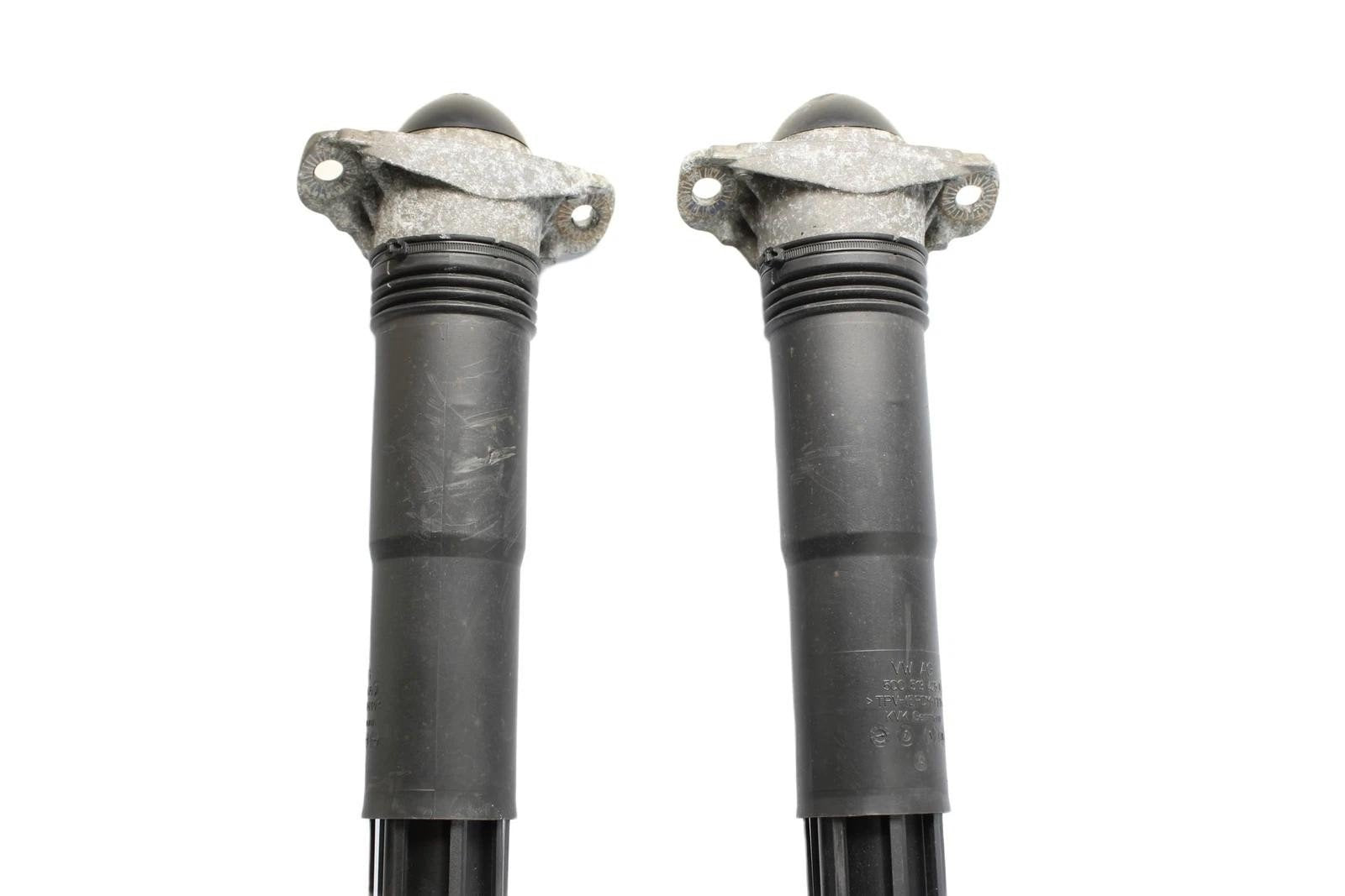 2015 - 2020 VW GOLF GTI SHOCK ABSORBER PAIR 5QM512011M OEM LEFT AND RIGHT SIDE