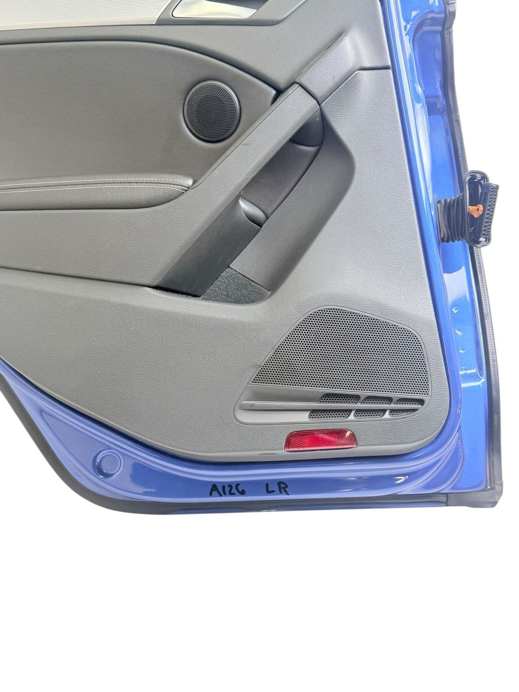 2010 - 2014 VOLKSWAGEN GOLF R GTI LEFT REAR DOOR ASSEMBLY BLUE METALLIC LR5Z