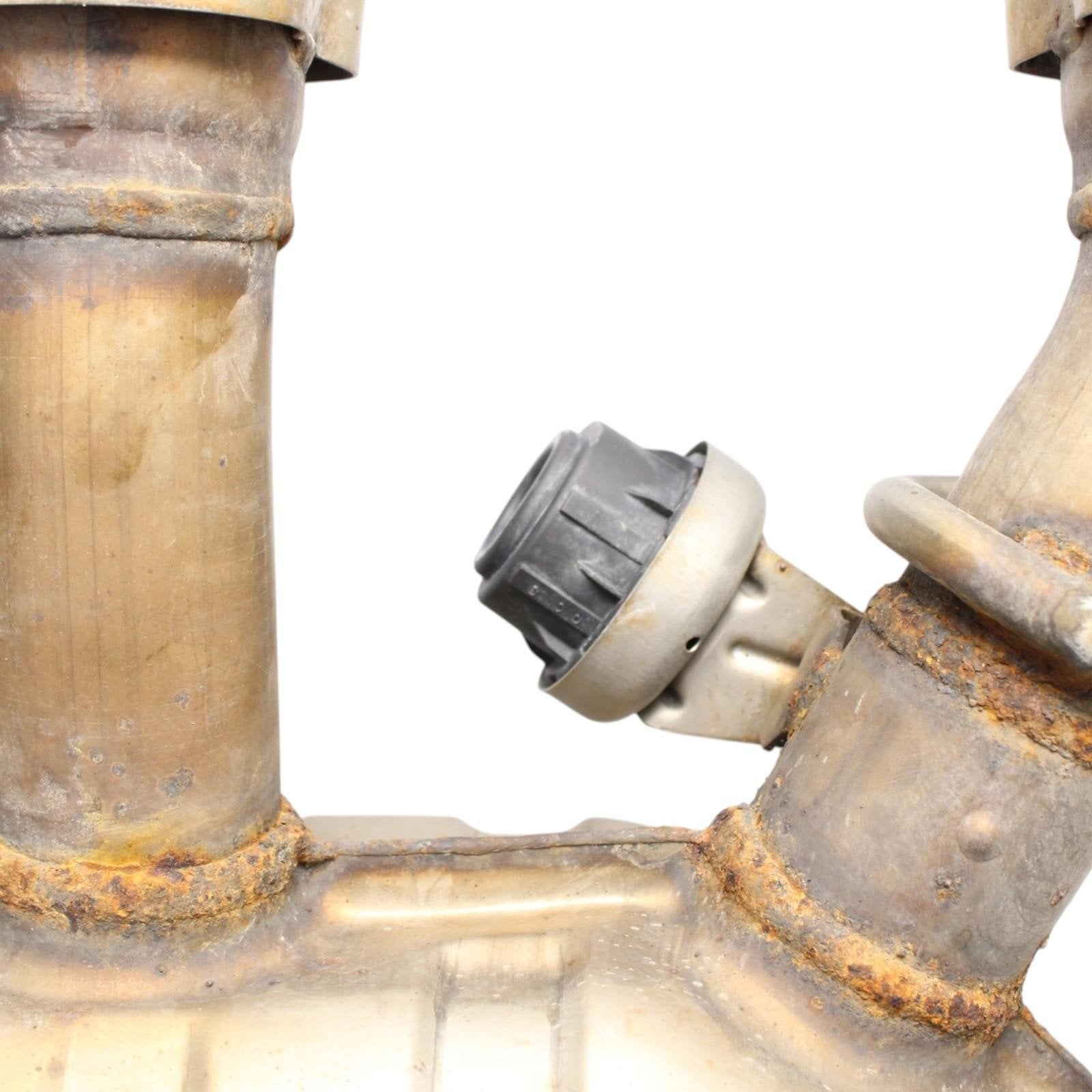 2008 VW GOLF MK5 R32 VR6 3.2L Rear Exhaust Muffler *Dents