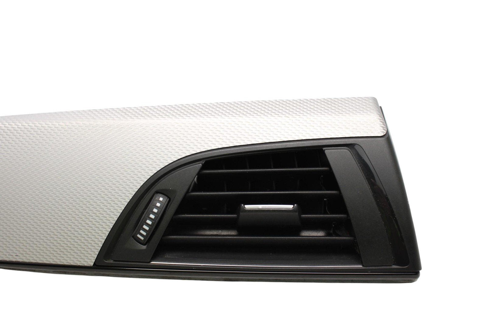 2014 - 2016 BMW M235i M2 RH Passenger HVAC Dash Vent Grille With Silver Trim OEM