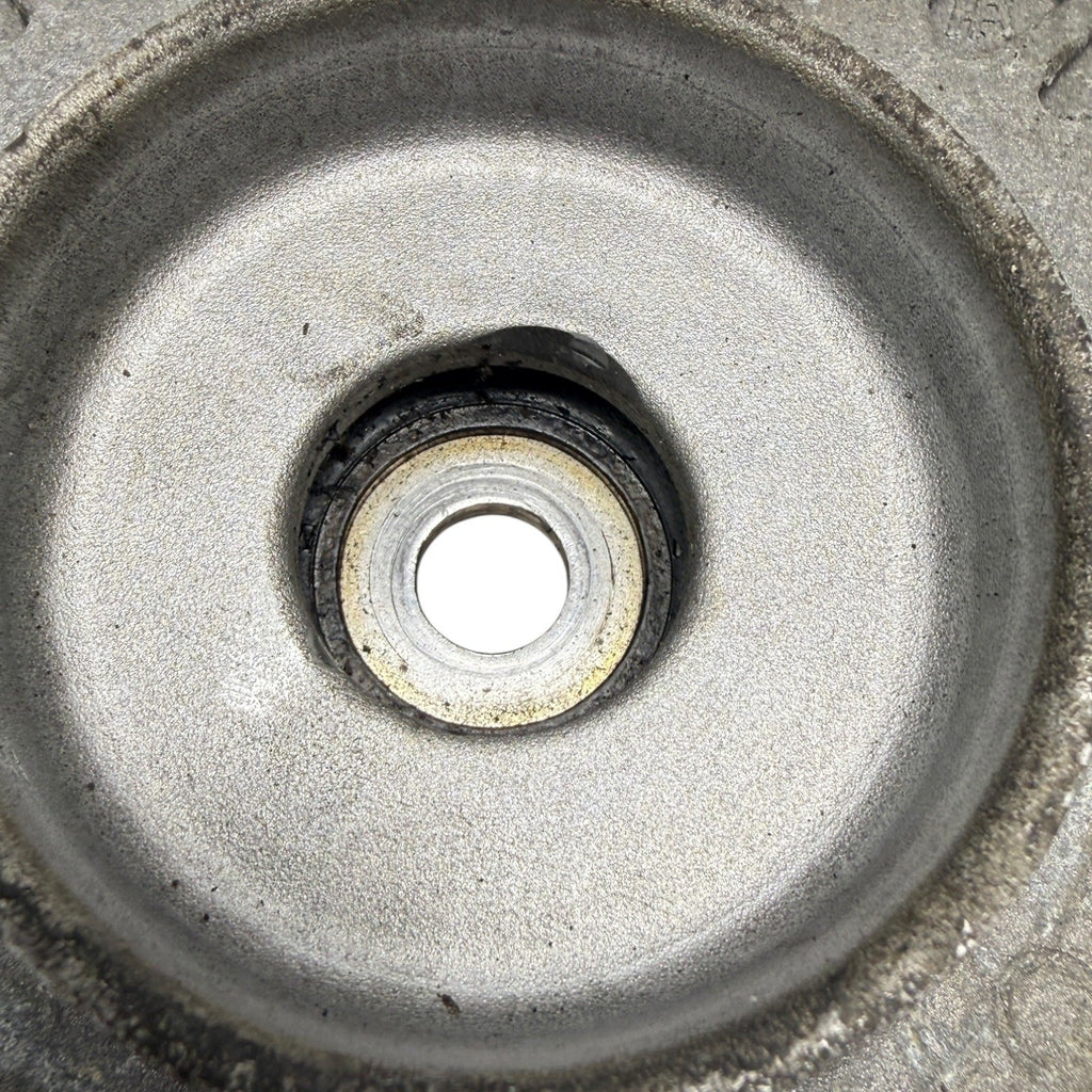 13-19 BMW F32 F30 F31 F34 F36 F33 F21 Strut Mount Guide Support 7870055