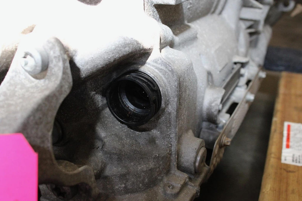 2014 - 2016 BMW F22 F23 M235I 8-SPEED ZF AUTOMATIC TRANSMISSION ASSEMBLY OEM