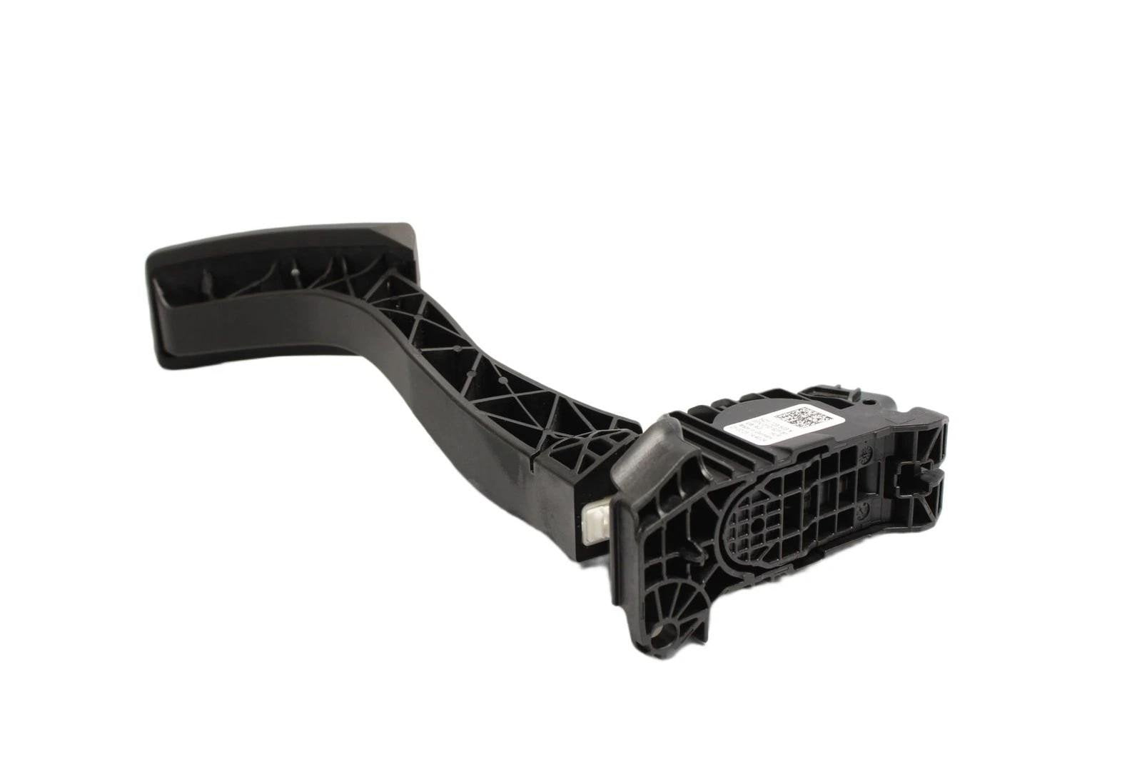 2022 - 2024 MK8 VOLKSWAGEN GOLF R GTI GAS PEDAL ASSEMBLY 5Q1723503