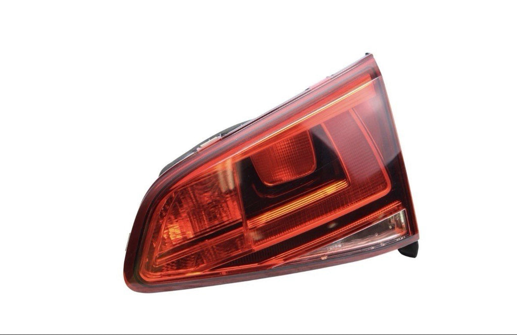 15-17 Volkswagen Golf R RH Passenger Tail Light Lamp Trunk Inner 5G0945094AE