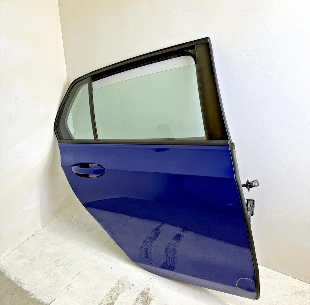 2022-2024 Volkswagen Golf R GTI Rear Door Assembly RH Passenger LAPIZ BLUE *dent