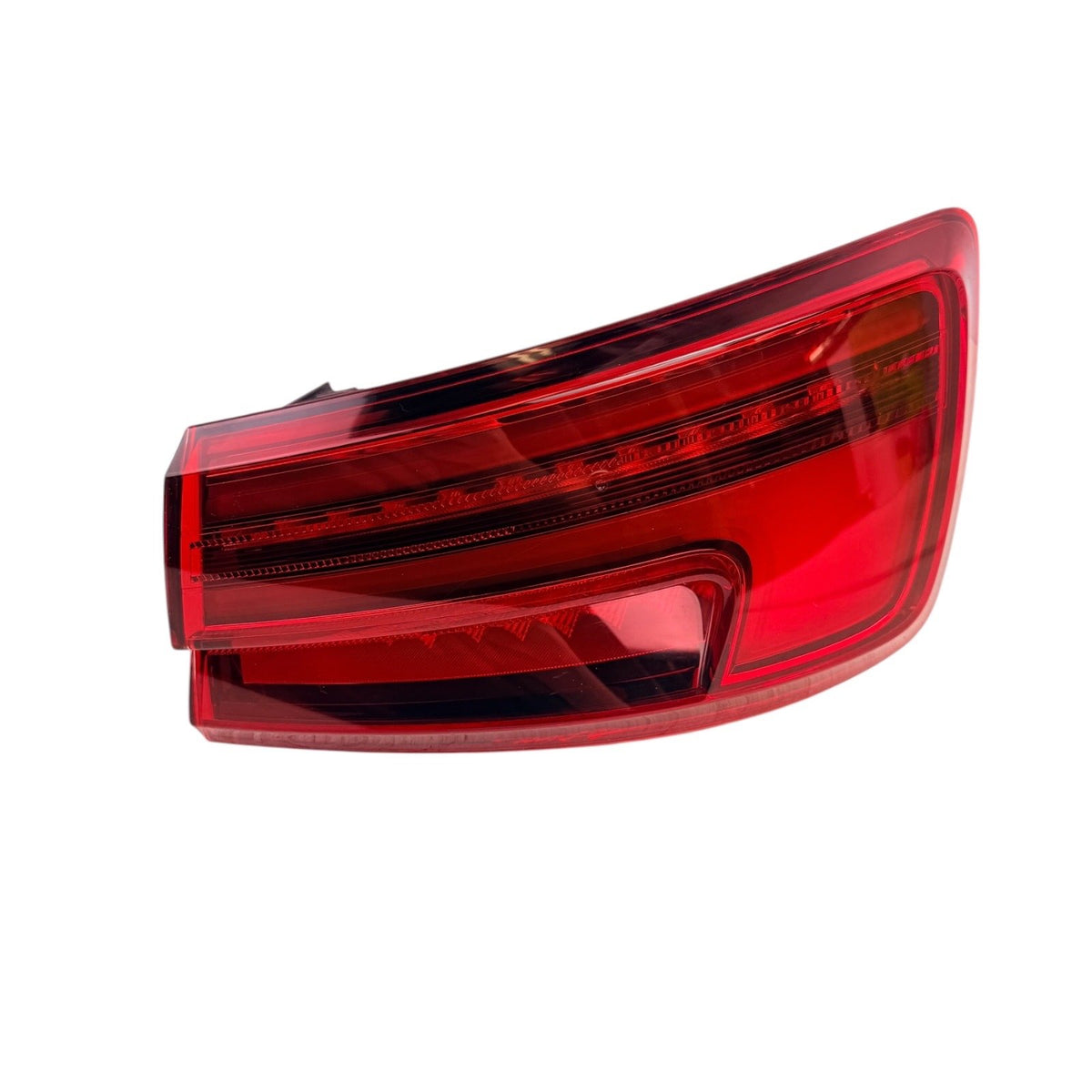 17-2020 Audi S3 RS3 Right Outer Passenger Side Tail Light 8V5945092A *scratches*
