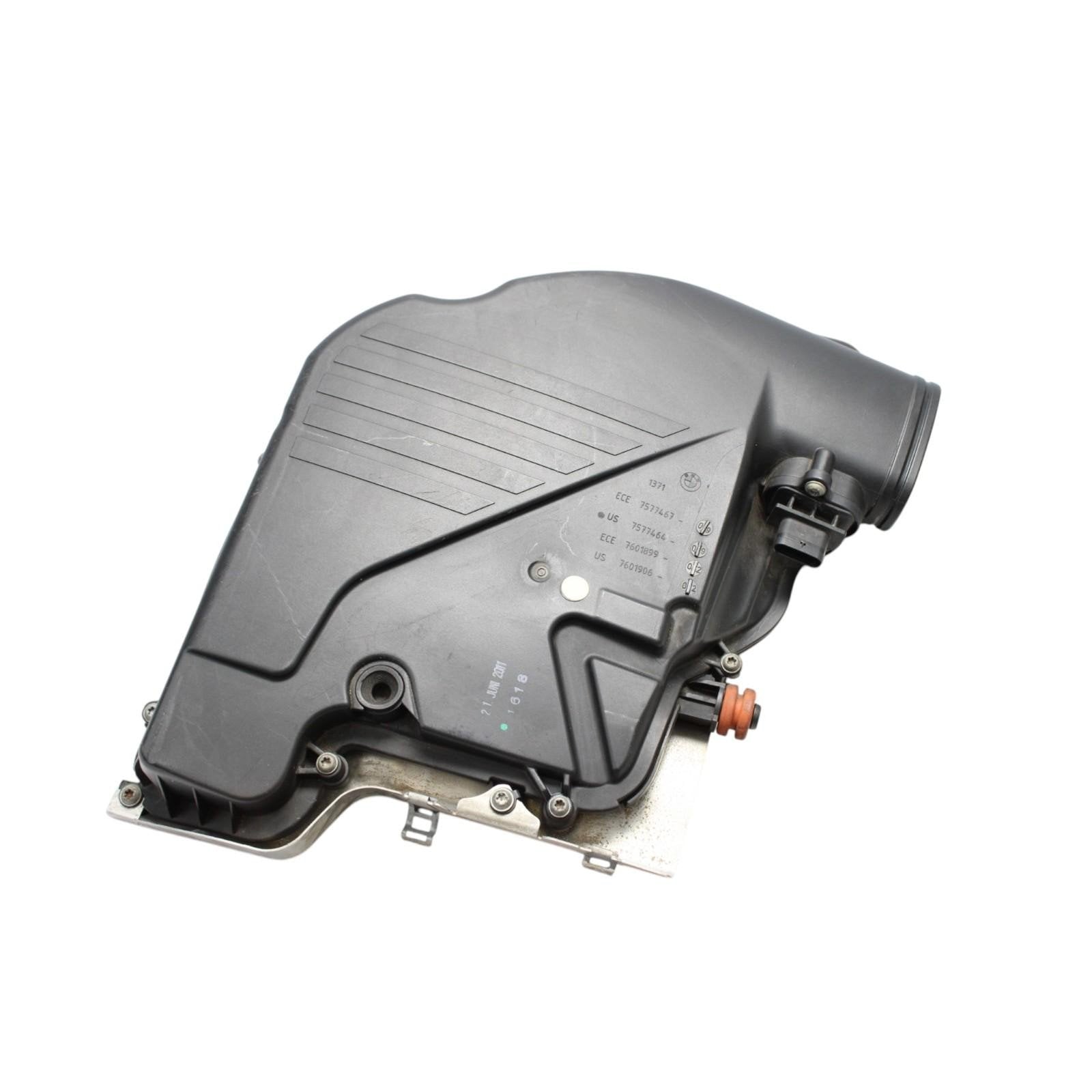 2010-2013 BMW 550i 650i N63 Left Air Cleaner Filter Box 13717577467 OEM