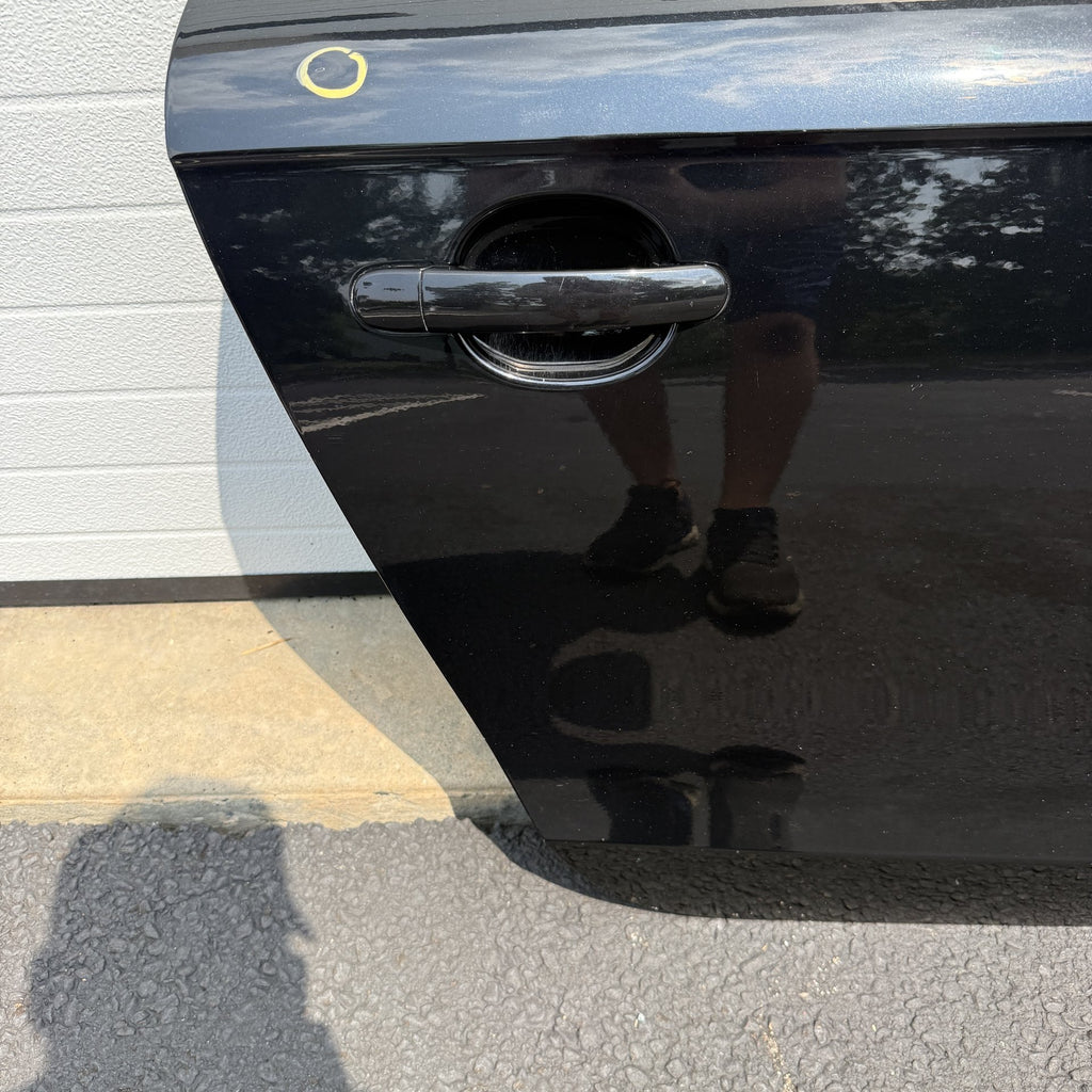 08-15 Audi 8J TT TTS Door Shell Right Passenger Side Black W Mirror 8J0831052A