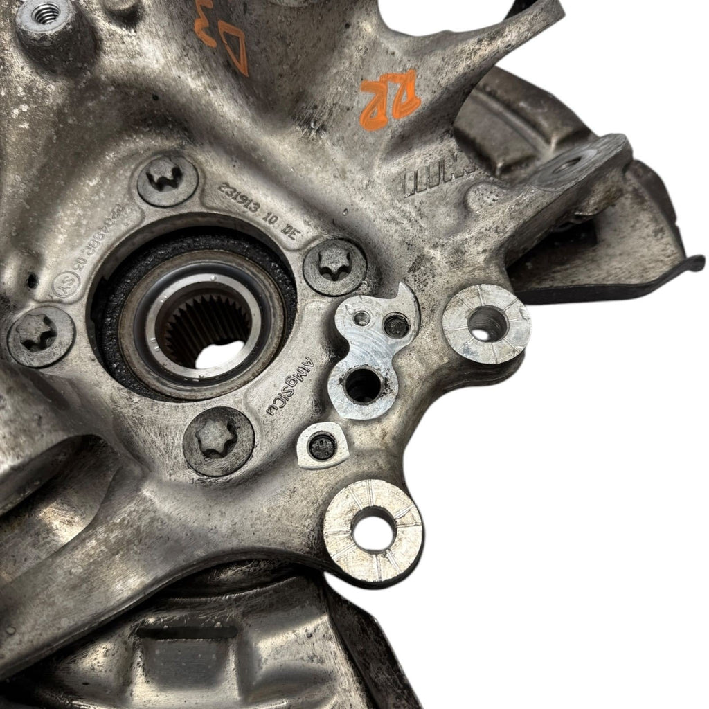2015-2021 BMW F83 M4 M3 M2 Rear Right Passenger Side Spindle Knuckle Hub OEM