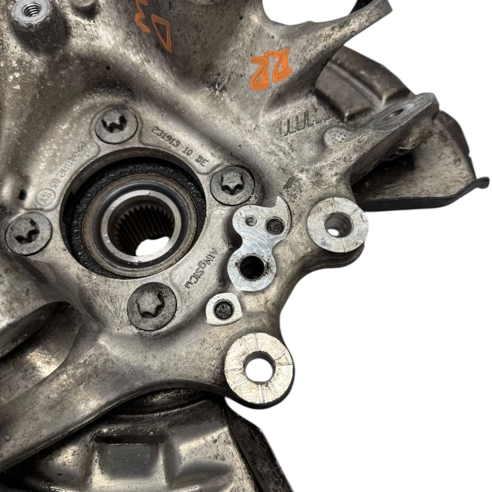 2015-2021 BMW F83 M4 M3 M2 Rear Right Passenger Side Spindle Knuckle Hub OEM