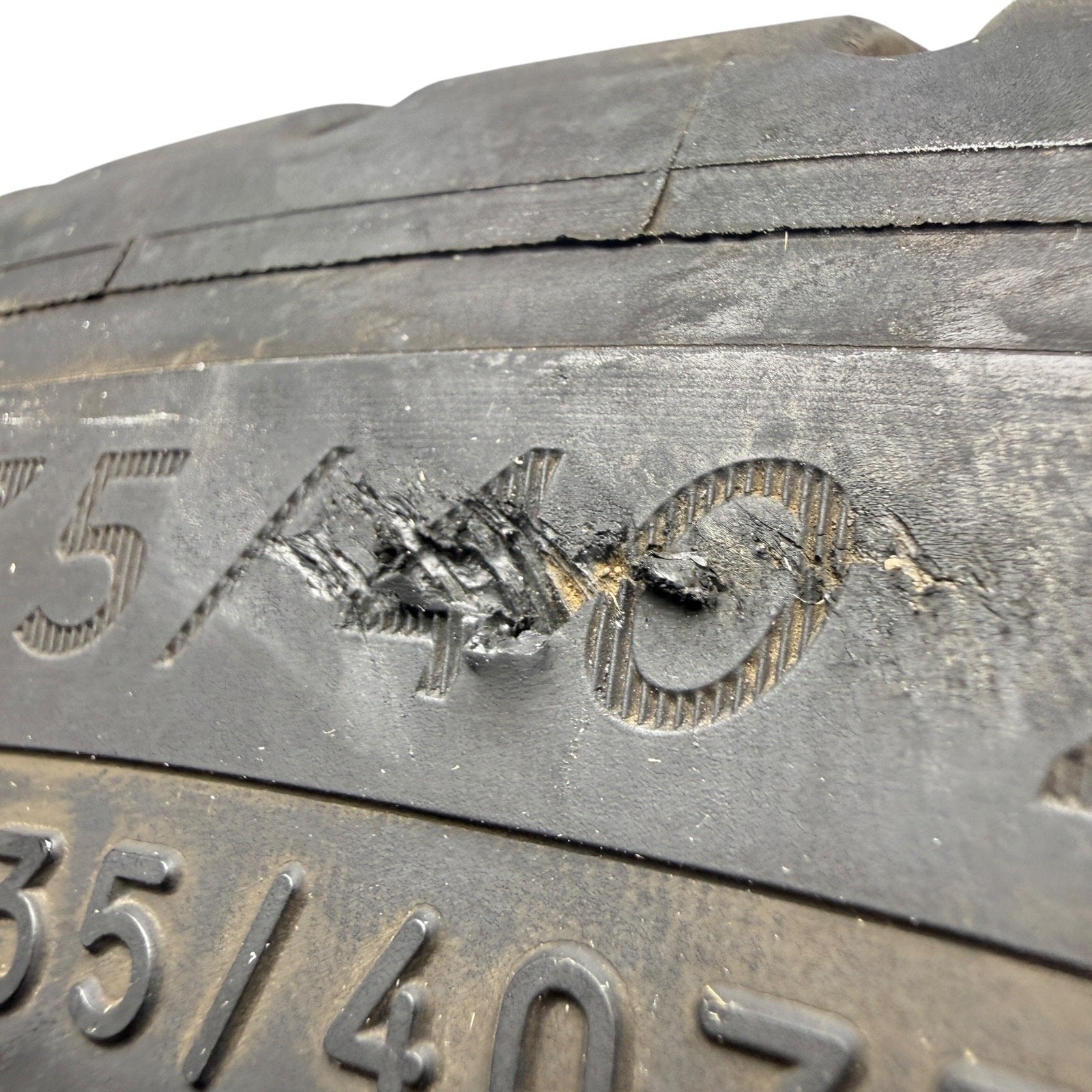 Michelin Pilot Sport All Season 4 235/40ZR19 96Y Used 9/32nds