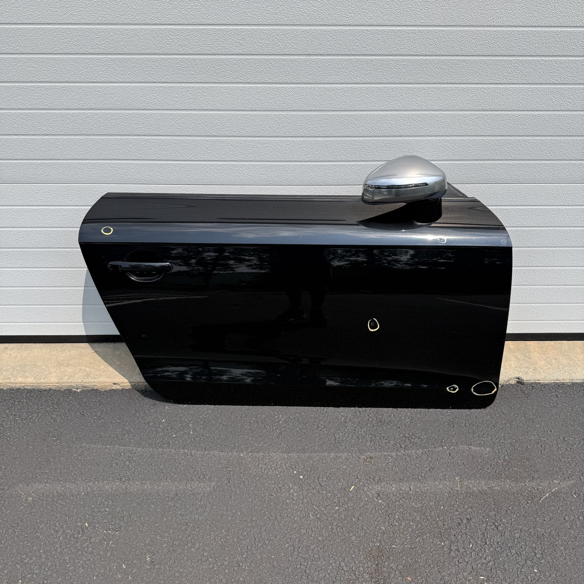 08-15 Audi 8J TT TTS Door Shell Right Passenger Side Black W Mirror 8J0831052A