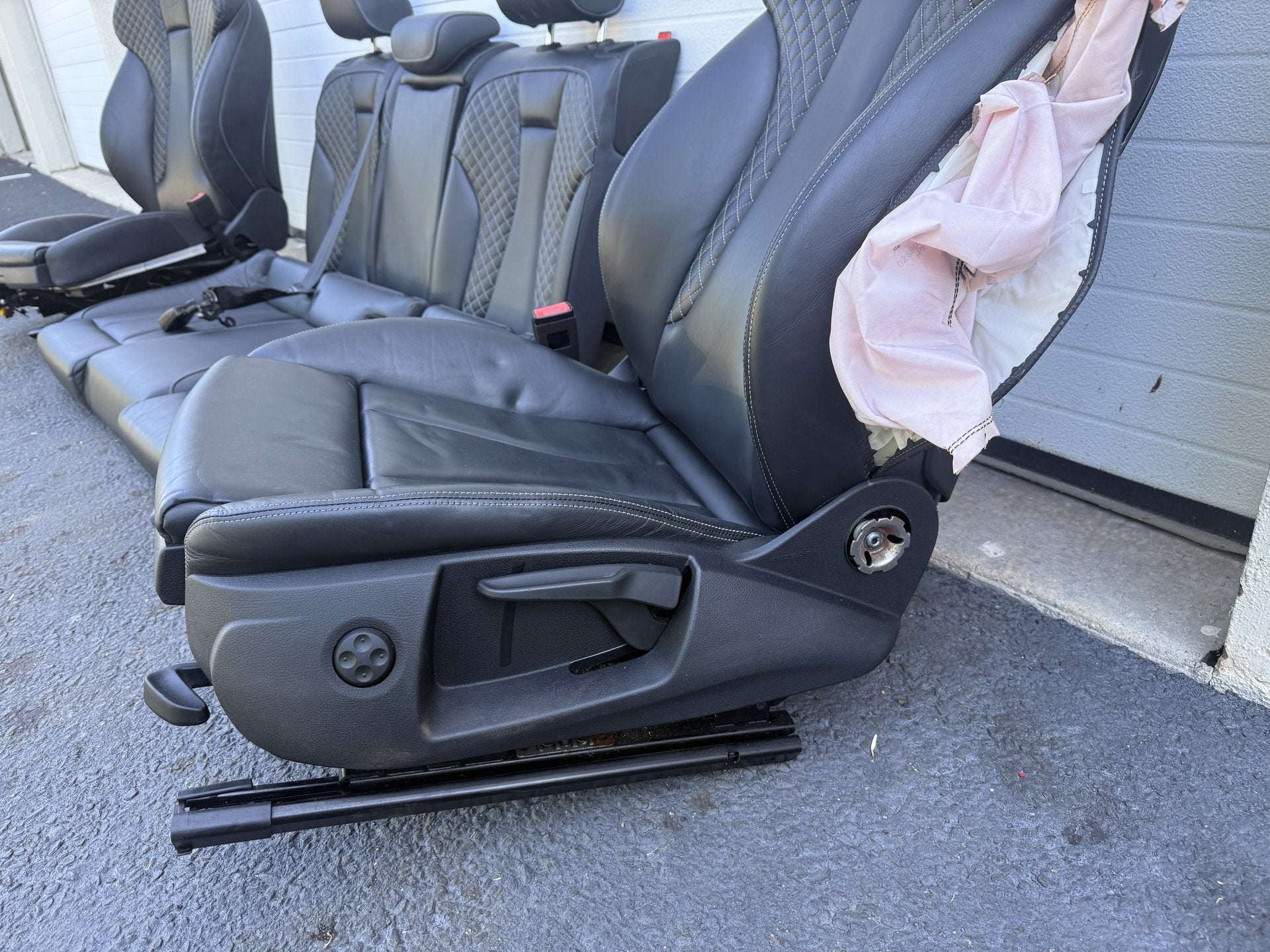 2017-2020 Audi S3 Front & Rear Seats - Airbag Deployed