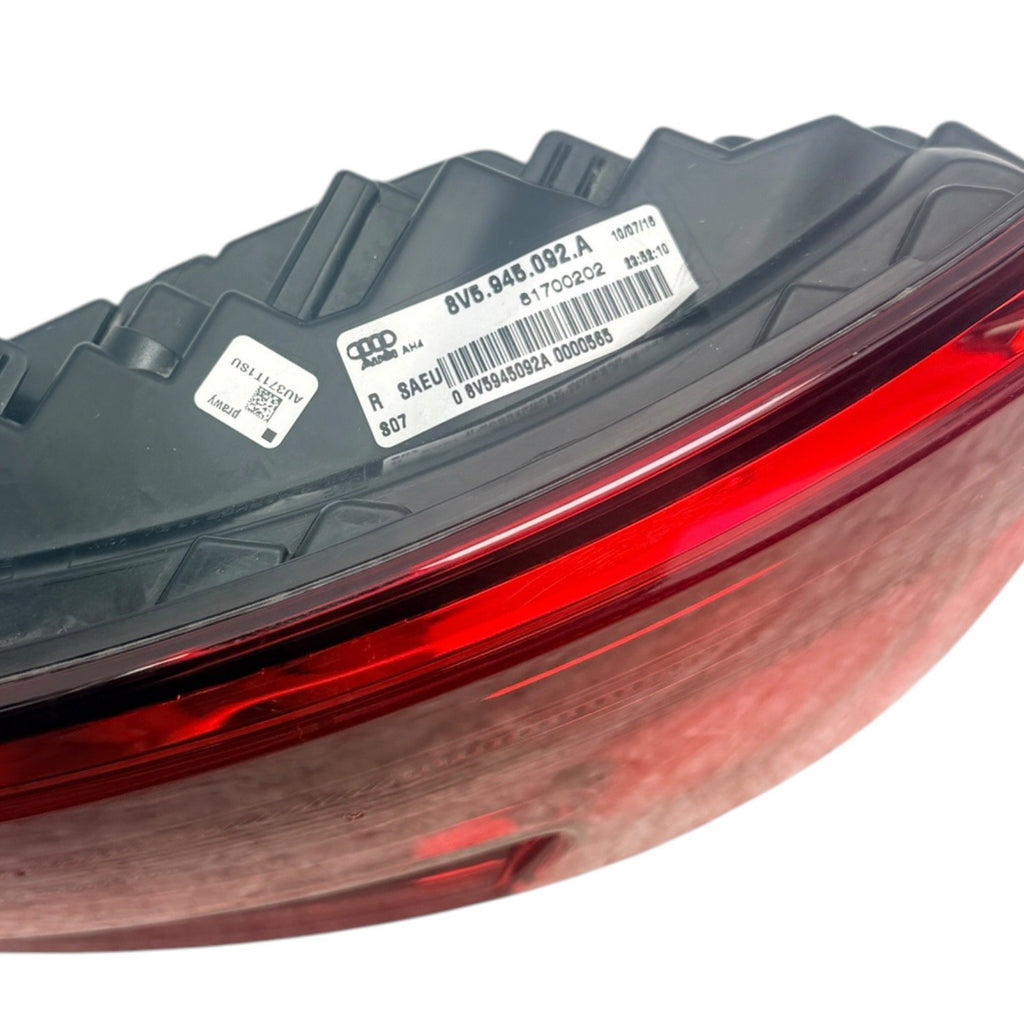 2017-2020 Audi S3 RS3 Tail Lamp RH Passenger Outer Quarter Mounted 8V5945092A