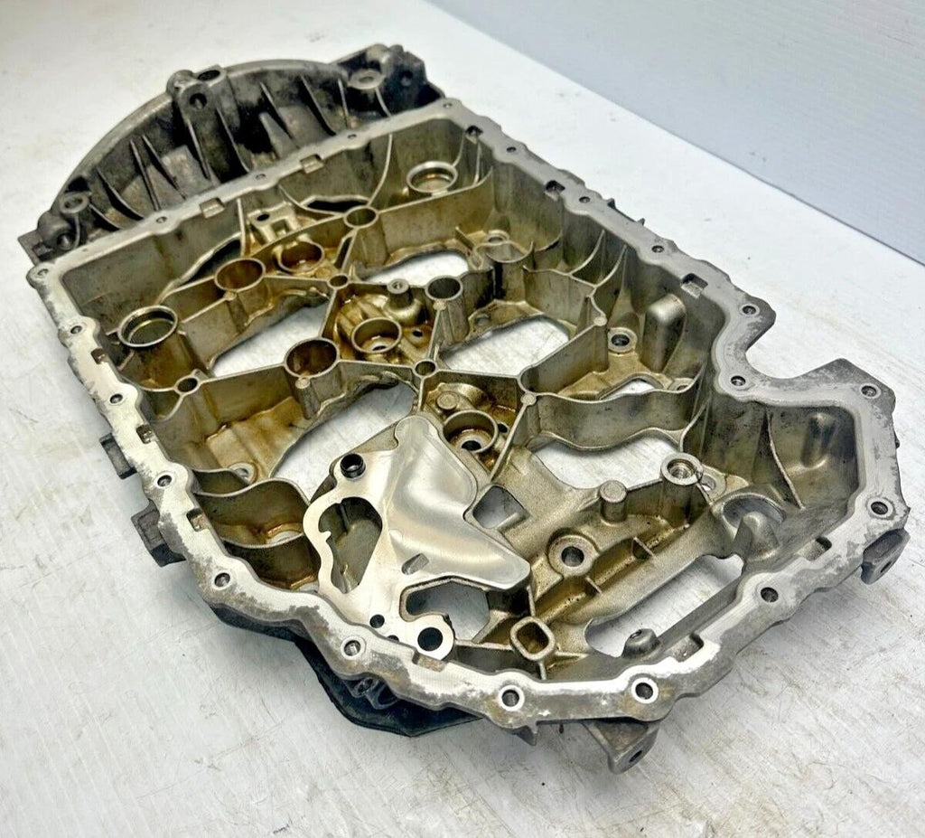 2015 - 2018 VW GTI 2.0T UPPER ENGINE OIL SUMP PAN 06K103603 *broken tab see pics