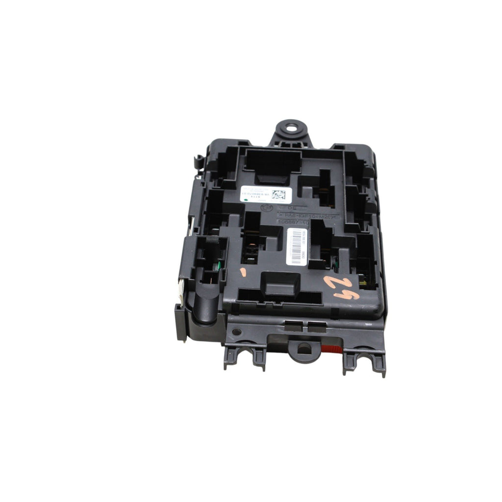 12-21 OEM BMW F87 F30 F32 F36 F82 Rear Power Distribution Fuse Relay Box