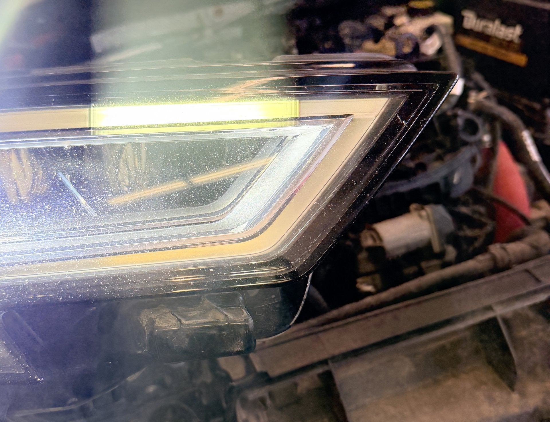 2017-2020 Audi A3 S3 RS3 Right Head Light Lamp 8V0941034E *lower DRL is dim*