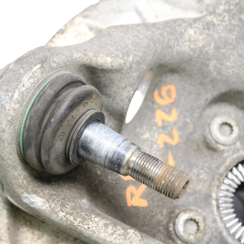 2011-2016 BMW 525i 535i 550i AWD Spindle Knuckle Hub Front Passenger Right OEM