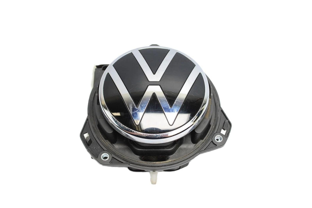 2022 - 2024 VOLKSWAGEN GOLF R GTI TRUNK LID TAIL GATE HATCH HANDLE EMBLEM CAMERA