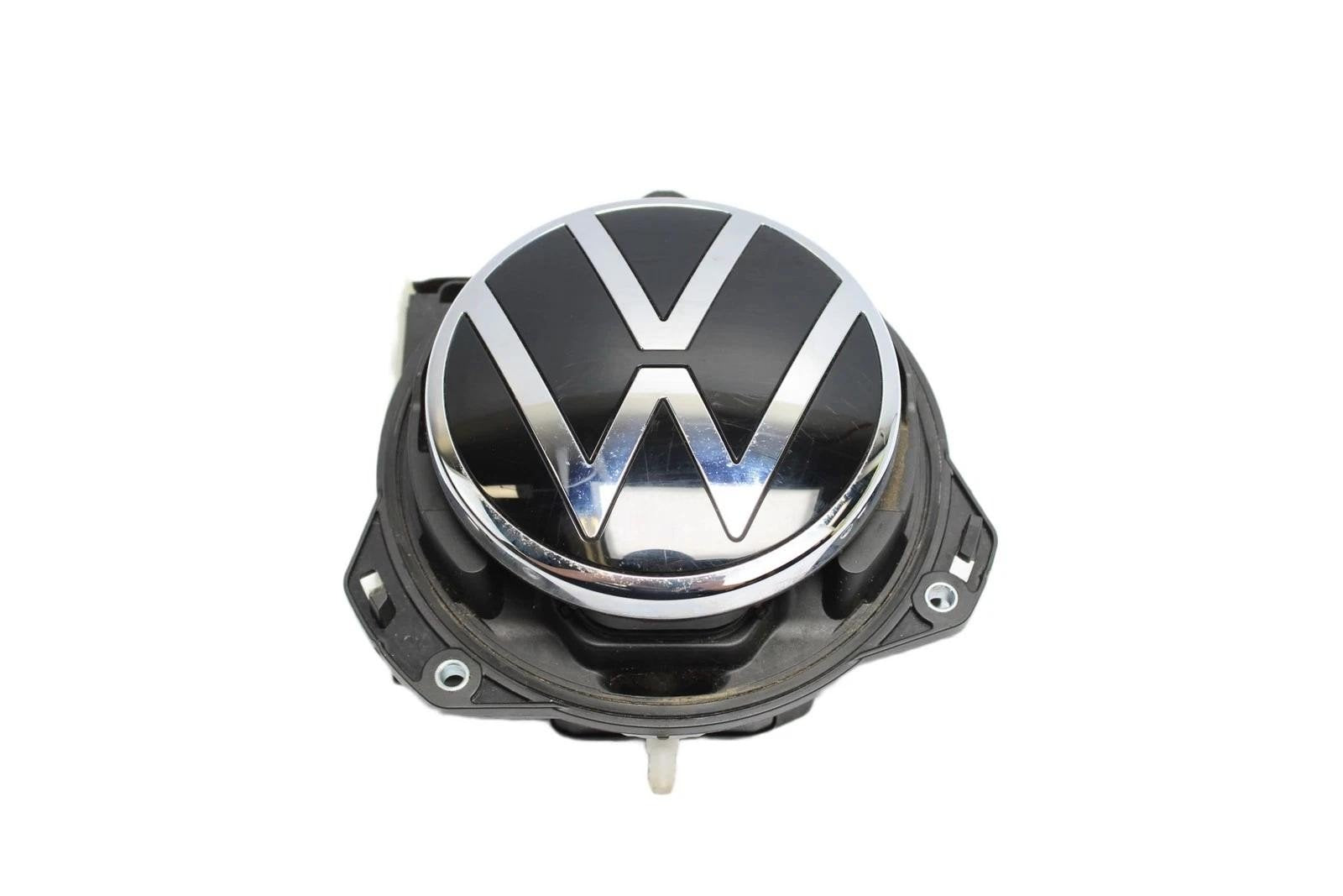 2022 - 2024 VOLKSWAGEN GOLF R GTI TRUNK LID TAIL GATE HATCH HANDLE EMBLEM CAMERA