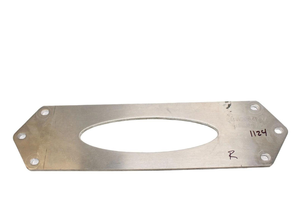 2284647 BMW F80 F82 F83 M3 M4 CENTER UNDERBODY CHASSIS SUPPORT BRACE PLATE