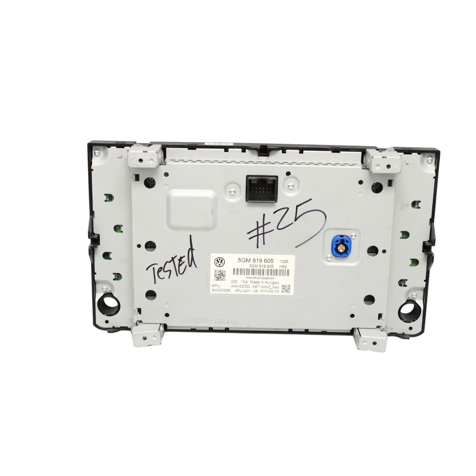 2015-2017 Volkswagen GTI Dash Radio Display Unit 5GM919605 *scratches