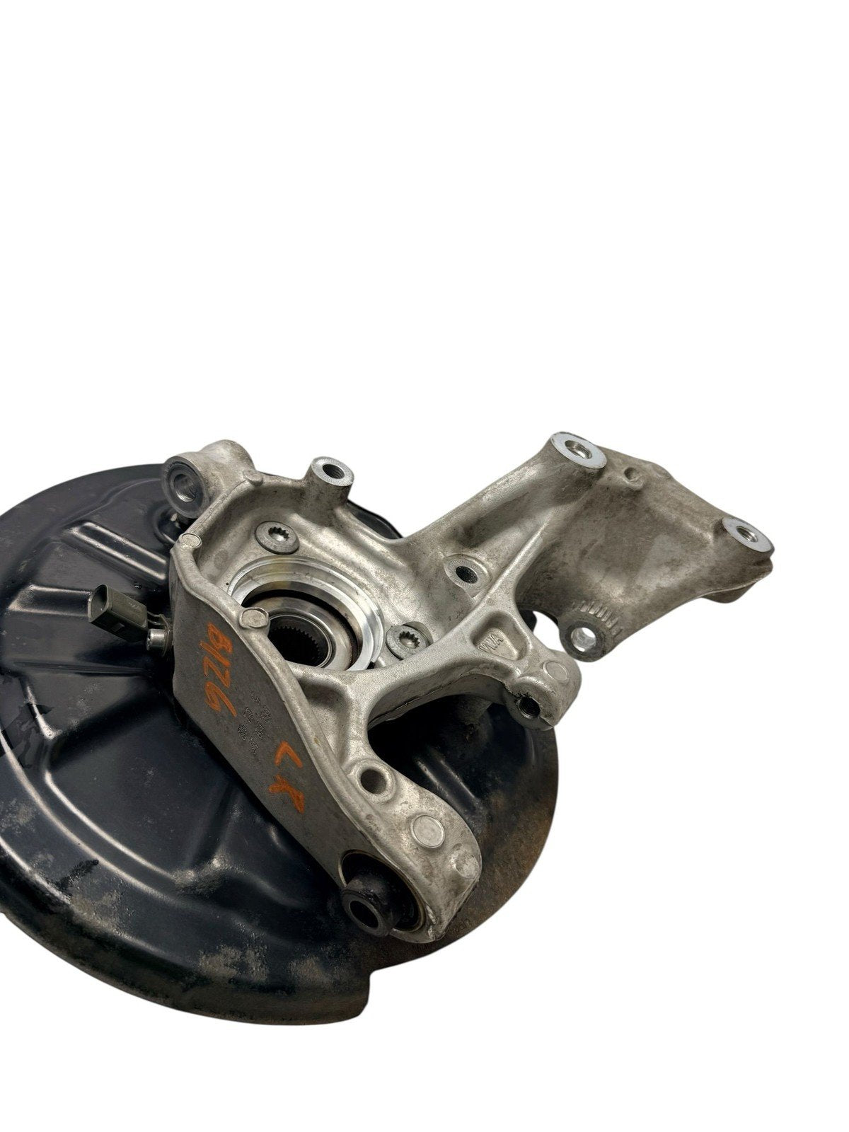 2015-2020 Audi Volkswagen A3 S3 Golf Rear Spindle Knuckle Hub LH Side 5Q0505435J