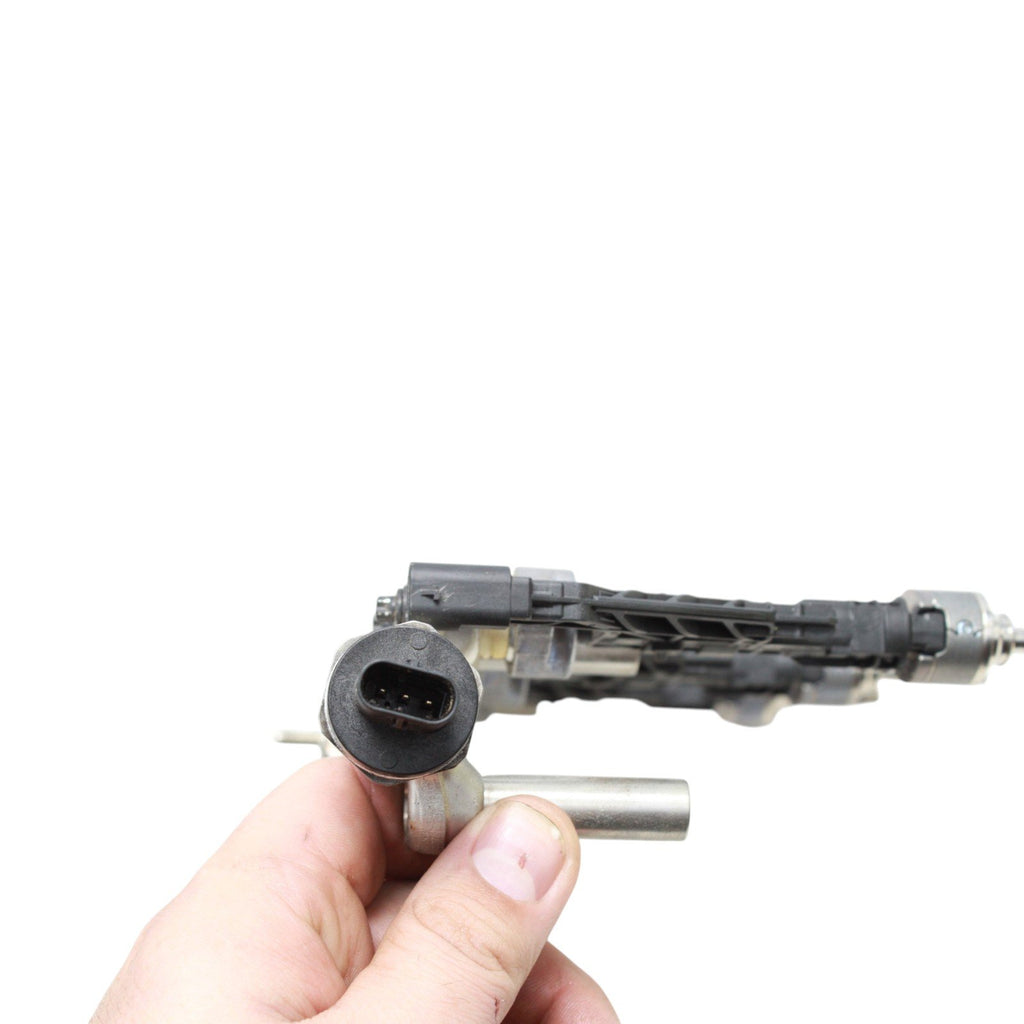 2019-2025 BMW B58 G20 M340i Fuel Injector And Rails Set Complete OEM