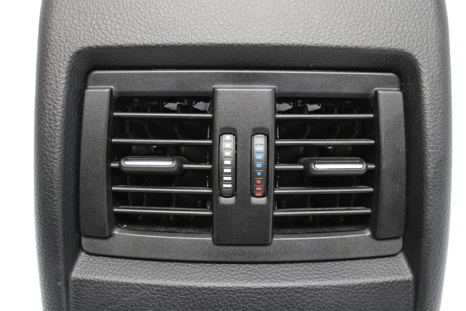 2015 - 2020 BMW M4 F83 REAR CENTER CONSOLE A/C AIR VENT GRILLE OEM