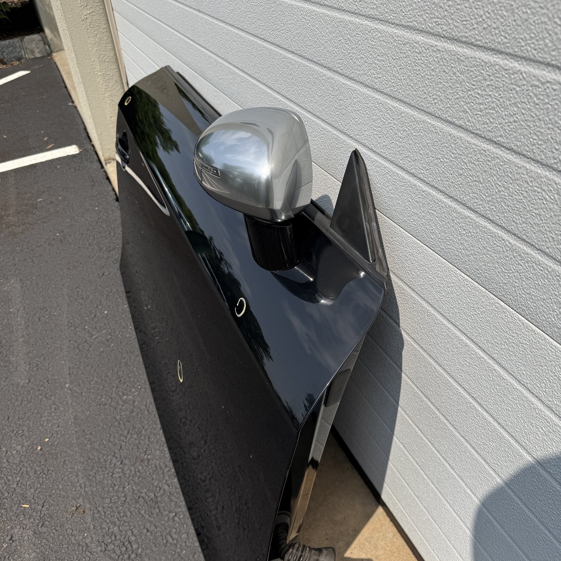 08-15 Audi 8J TT TTS Door Shell Right Passenger Side Black W Mirror 8J0831052A
