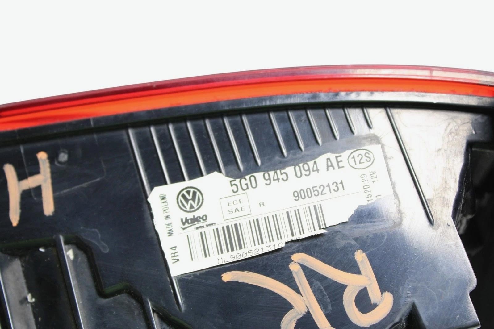 15-17 Volkswagen Golf R RH Passenger Tail Light Lamp Trunk Inner 5G0945094AE