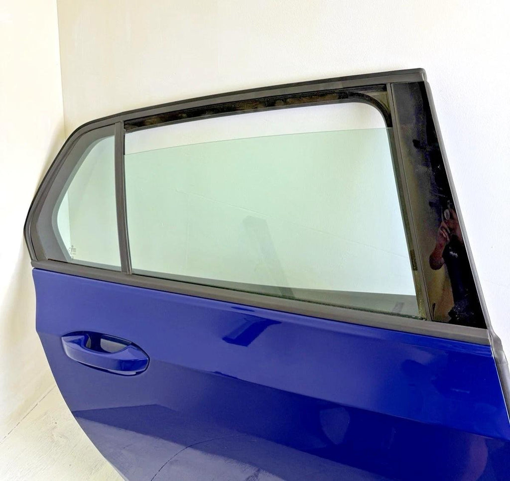 2022-2024 Volkswagen Golf R GTI Rear Door Assembly RH Passenger LAPIZ BLUE *dent