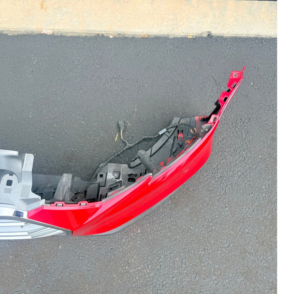 Front Bumper w Grille Tango Red LY3U 8V5807065AF 17-20 Audi S3 *Rock Chips