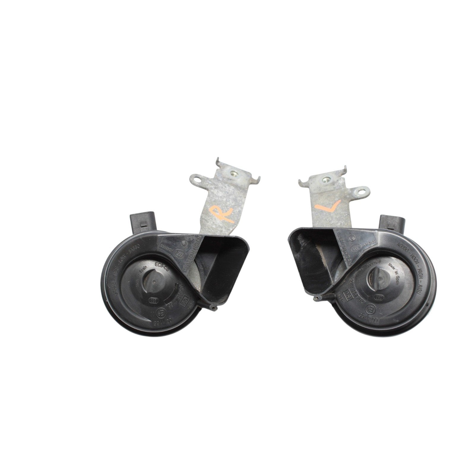 2017-2020 Audi A3 S3 RS3 Low & High Tone Horn Set Pair 8V0951210D, 8V0951209C