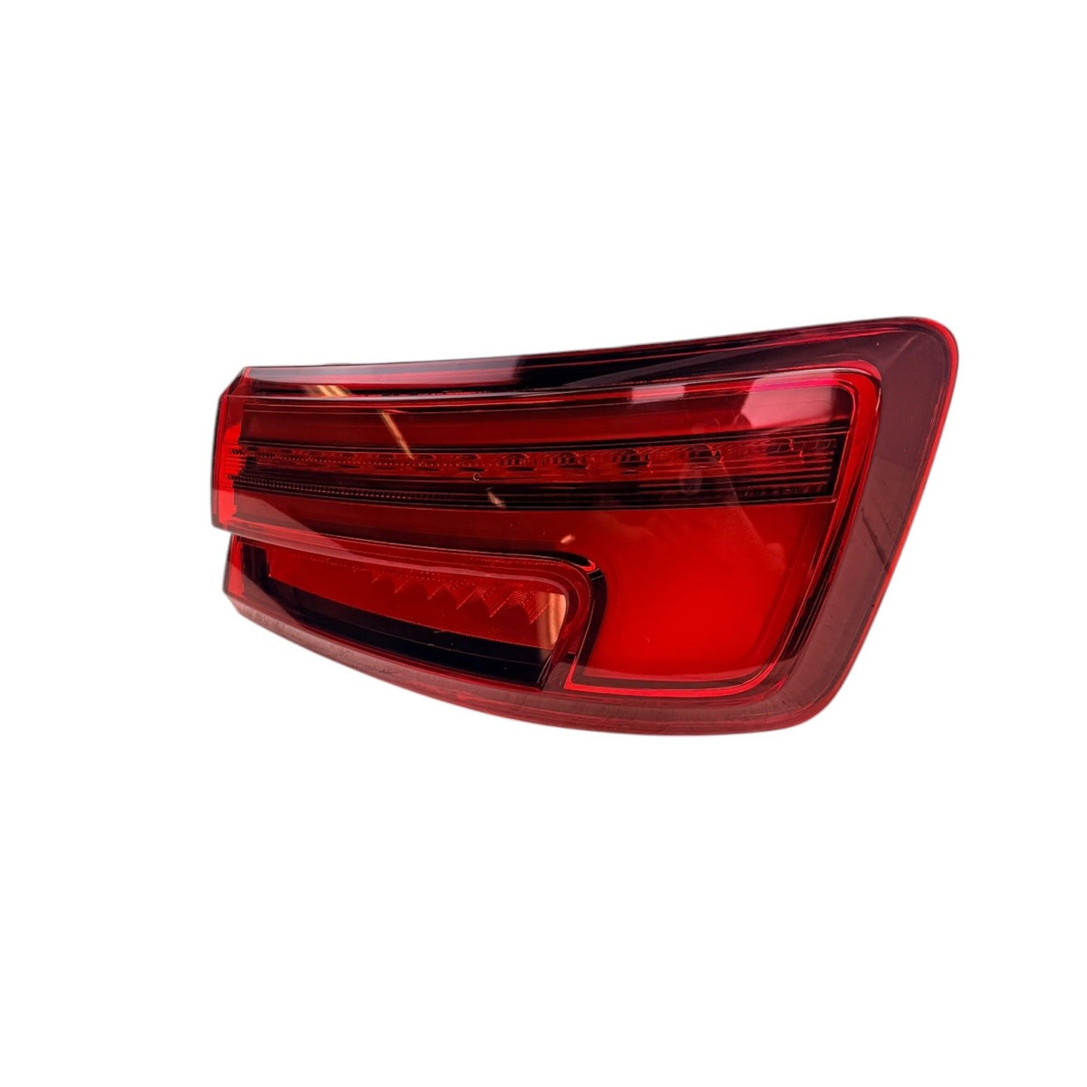 17-2020 Audi S3 RS3 Right Outer Passenger Side Tail Light 8V5945092A *scratches*