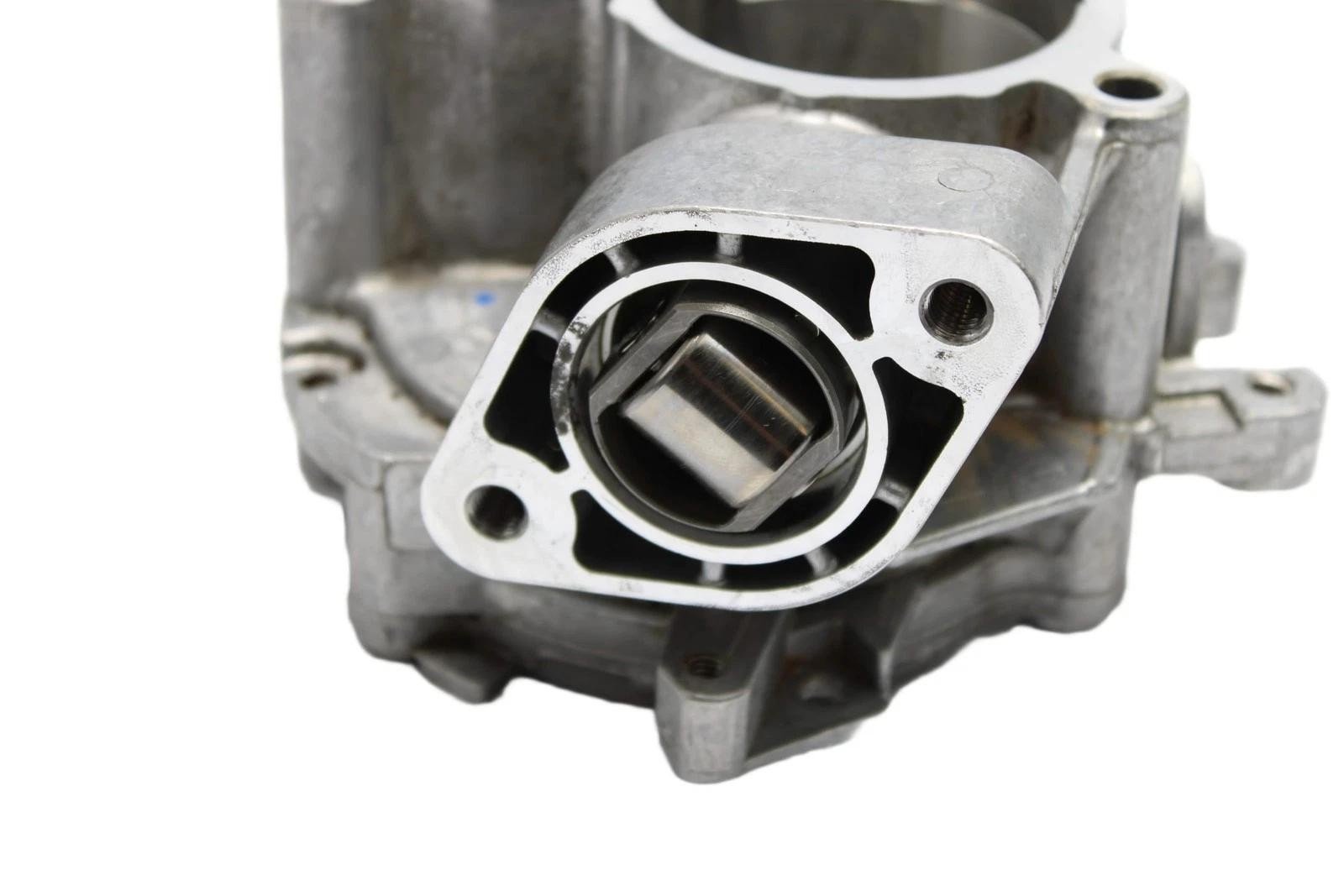 2022 - 2024 VOLKSWAGEN GOLF R MK8 8Y S3 OEM 2.0L ENGINE VACUUM PUMP