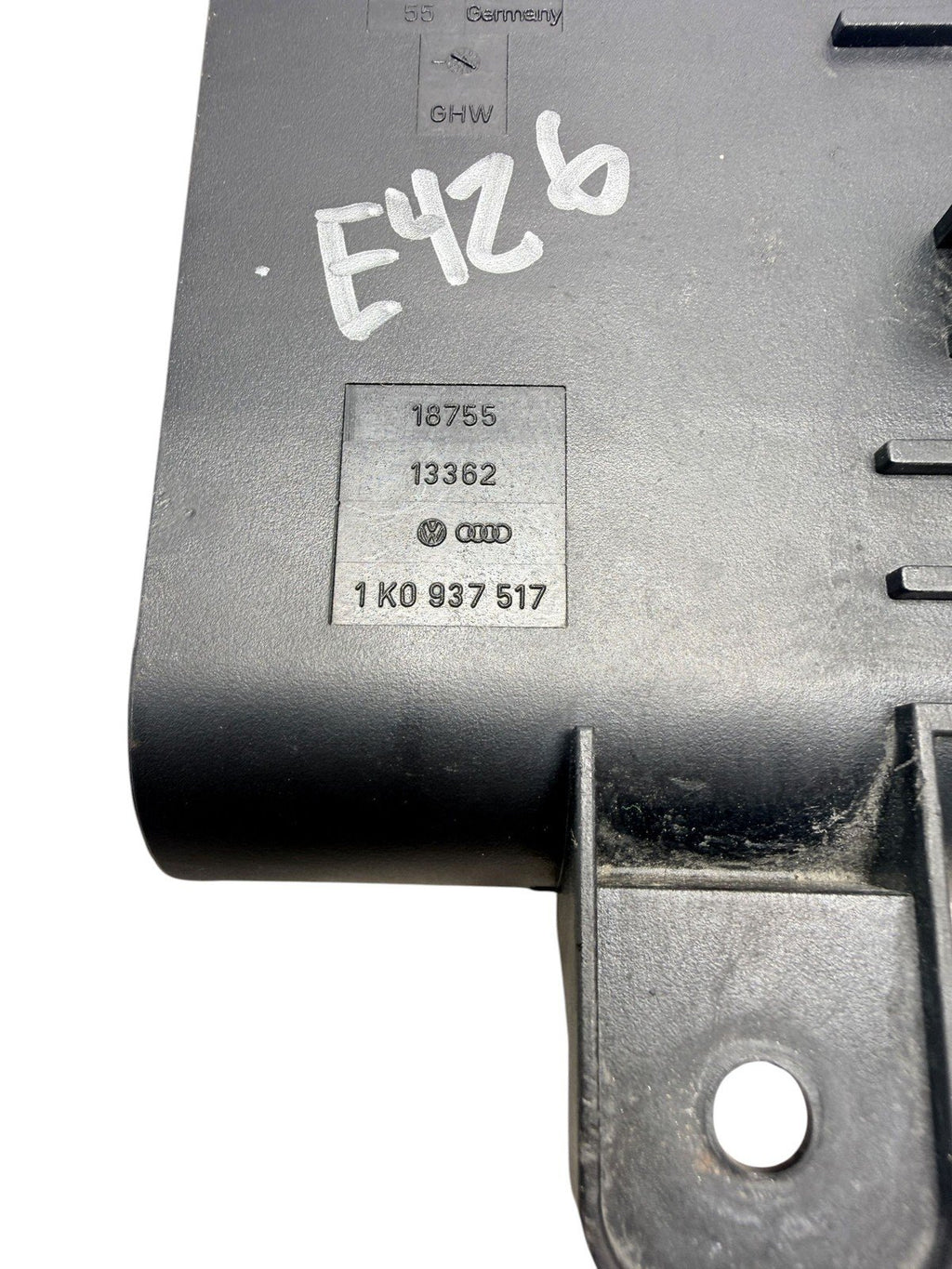Volkswagen/Audi Power Distribution Junction Box/Jump Lead 1K0937517 OEM