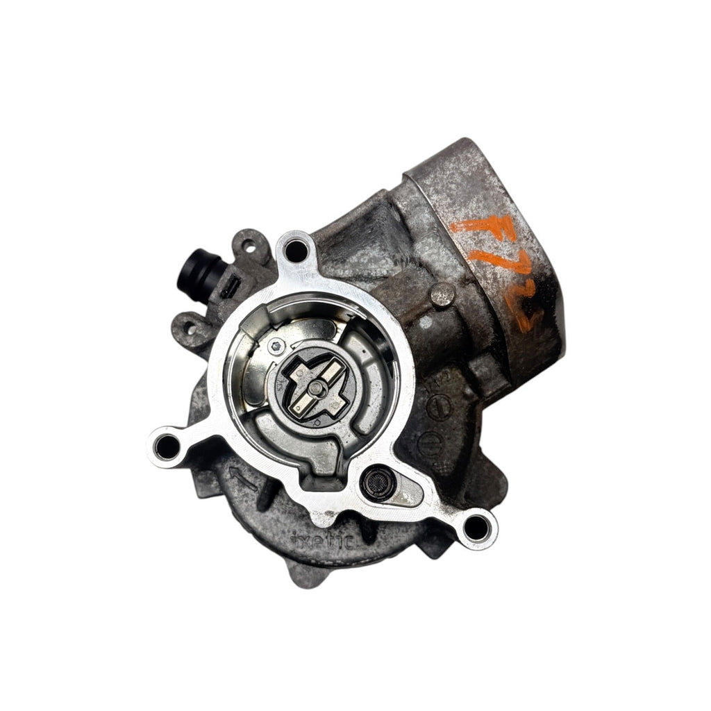 2015-2016 AUDI A3 S3 VACUUM PUMP 06L145100B
