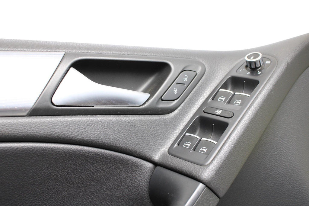 2012 - 2013 VOLKSWAGEN GOLF R FRONT LEFT DRIVER DOOR PANEL WITH ALUMINUM TRIM