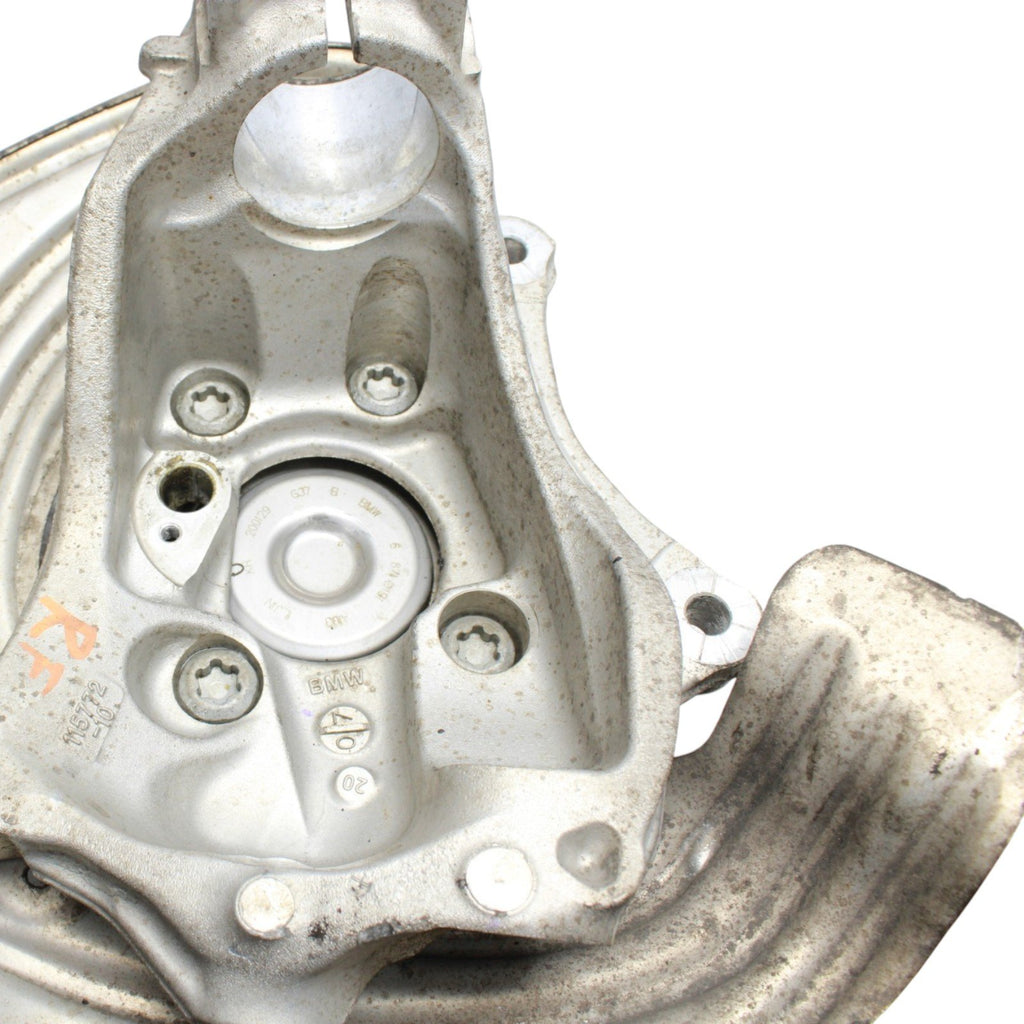 2019-2025 BMW M340i G20 3.0L RWD Front Right Steering Knuckle Hub OEM