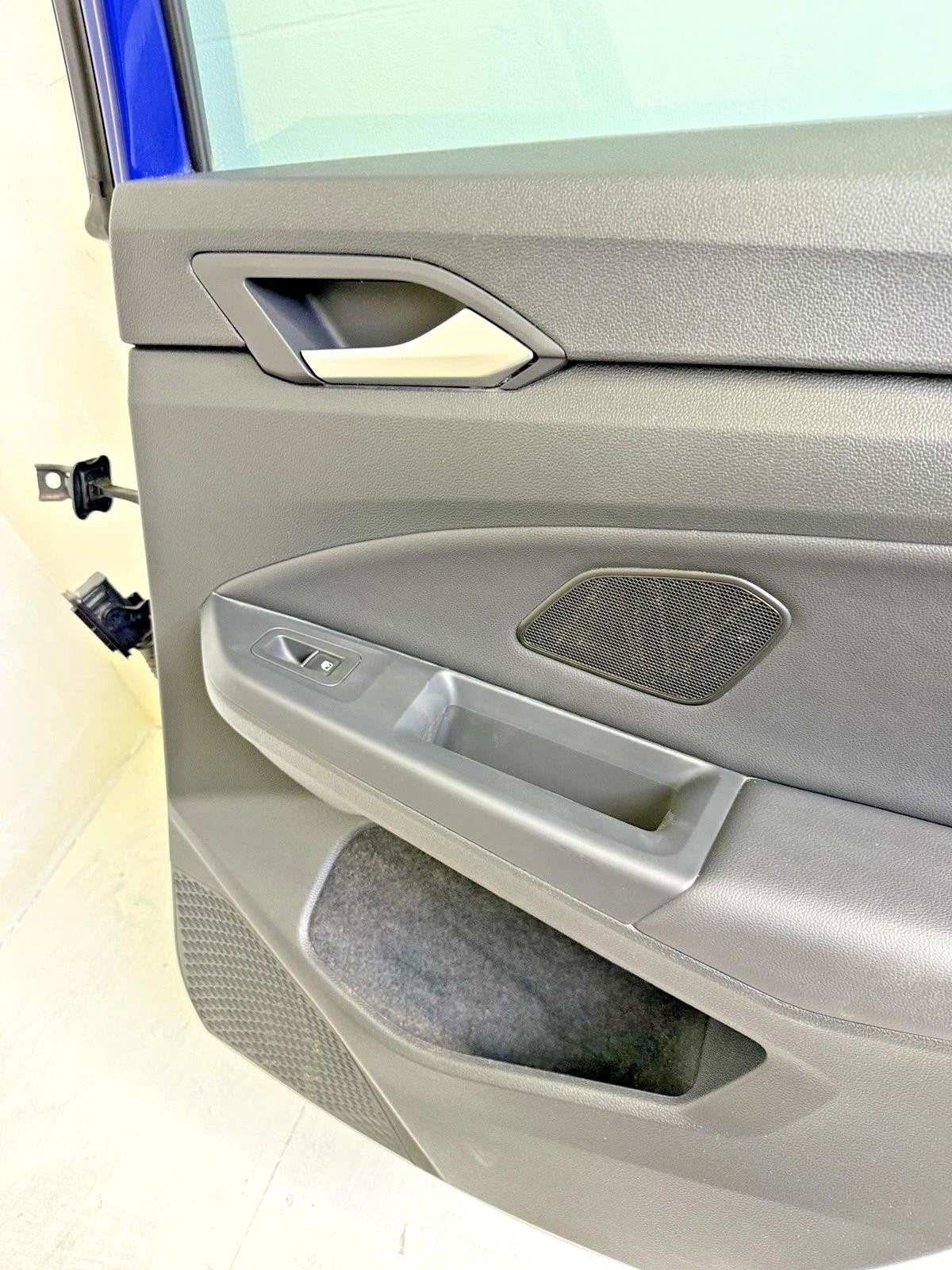 2022-2024 Volkswagen Golf R GTI Rear Door Assembly RH Passenger LAPIZ BLUE *dent