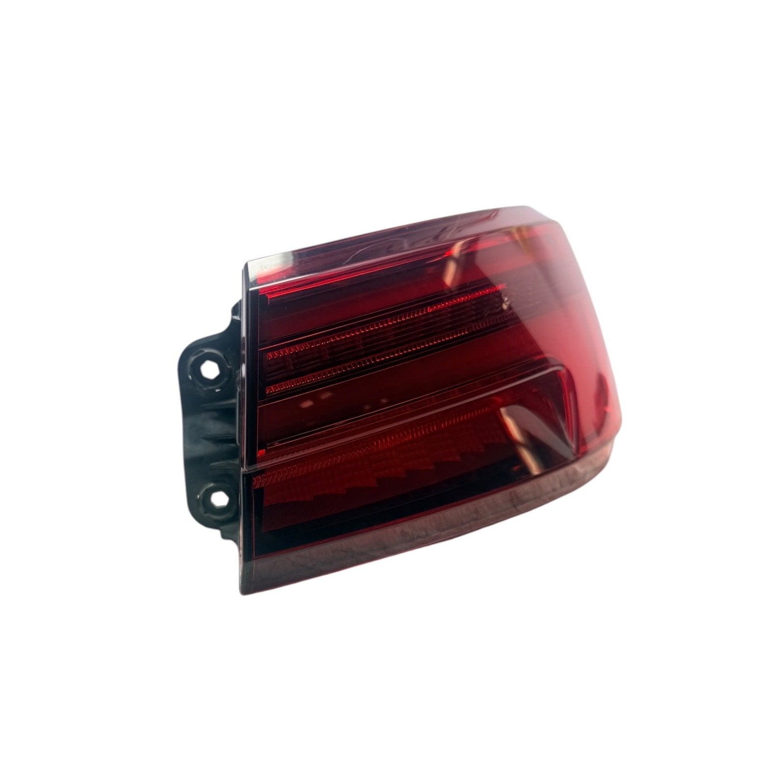 2017-2020 Audi S3 RS3 Tail Lamp RH Passenger Outer Quarter Mounted 8V5945092A