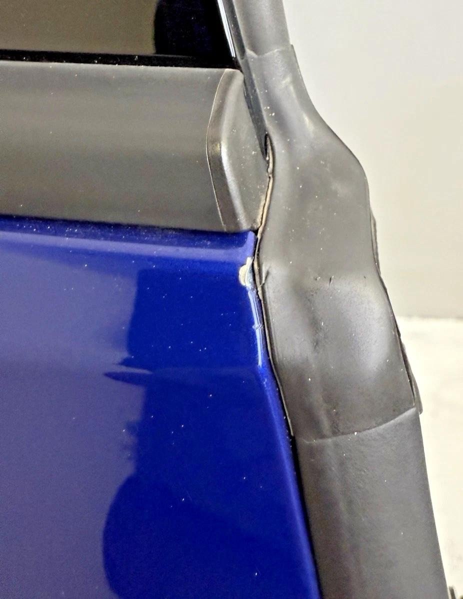 2022-2024 Volkswagen Golf R GTI Rear Door Assembly RH Passenger LAPIZ BLUE *dent