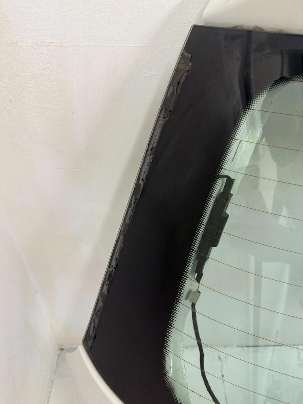 MK7 VW GTI GOLF R REAR HATCH TRUNK PURE WHITE GENUINE OEM 2015-2021 *SCRATCHED*