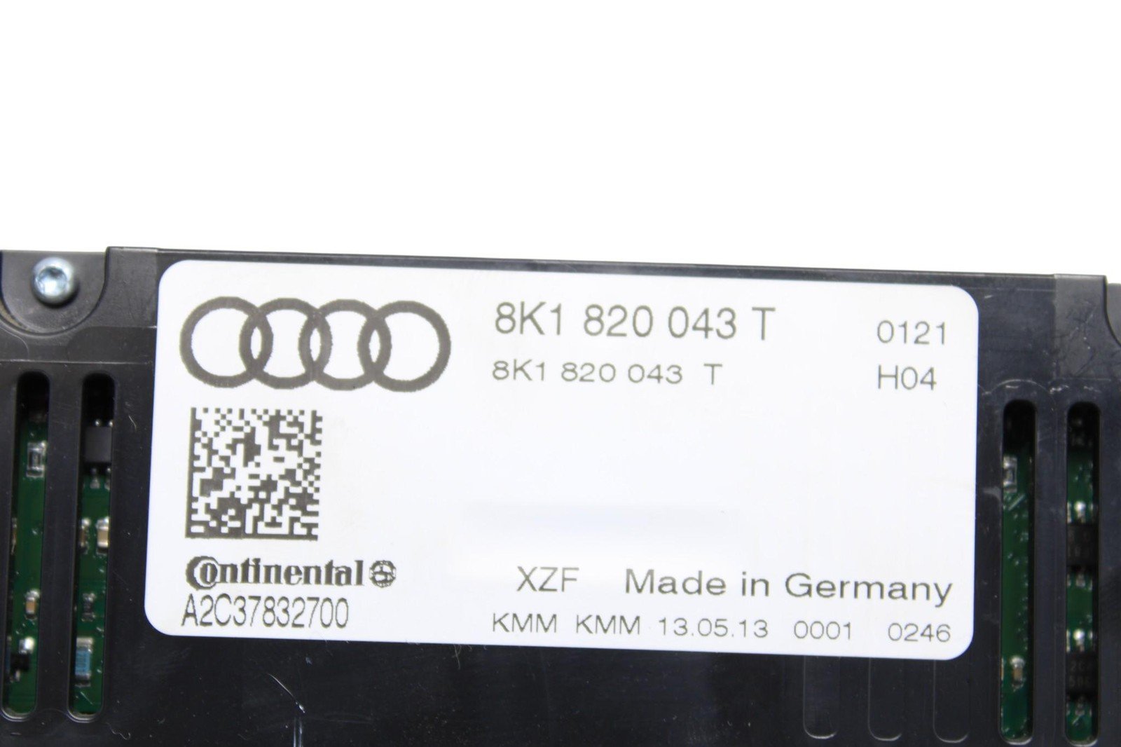 2013-2016 Audi S4 Heater Control Module PN: 8K1820043