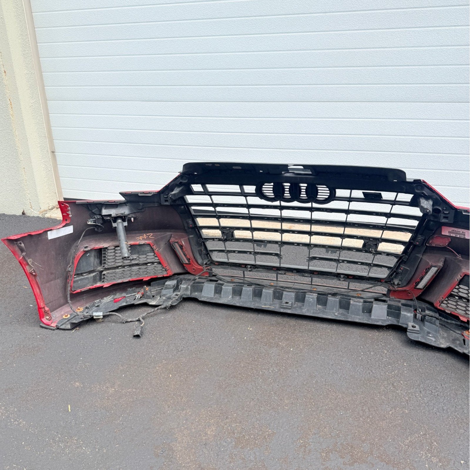 Front Bumper w Grille Tango Red LY3U 8V5807065AF 17-20 Audi S3 *Rock Chips