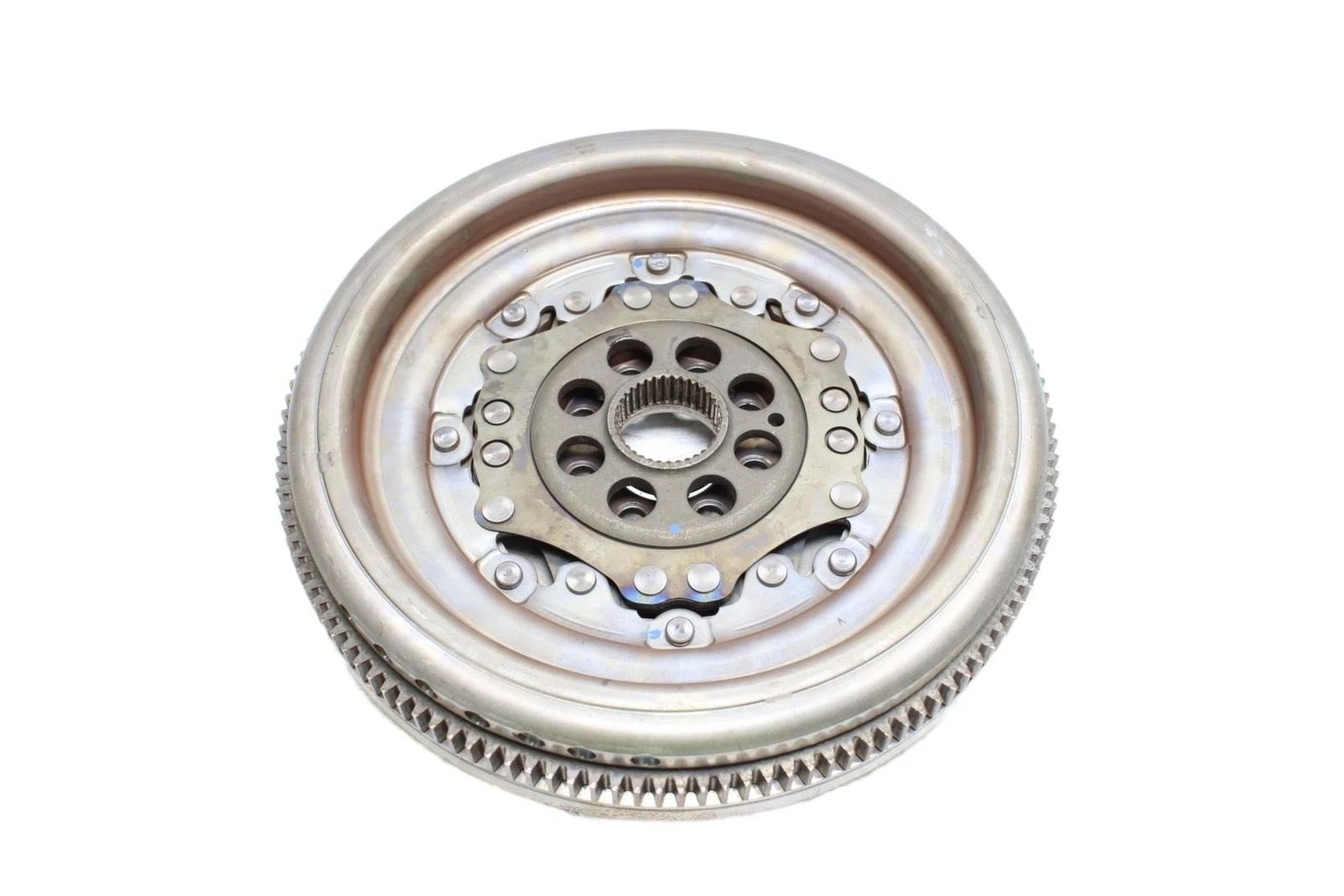 2015-2017 AUDI A3 S3 VW GTI GOLF R DSG AUTO FLEXPLATE FLYWHEEL OEM 06K105266A